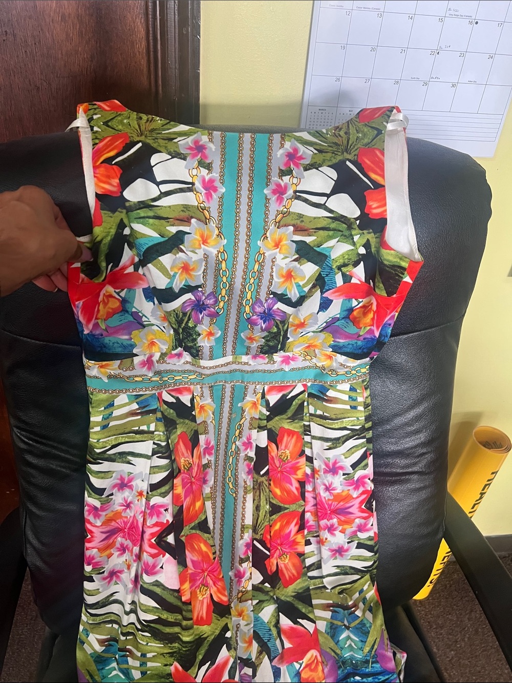 Tropical Floral Print Sleeveless Dress - Multicolor